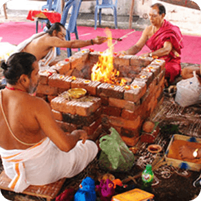 Sacred fire offerings during Yagnam